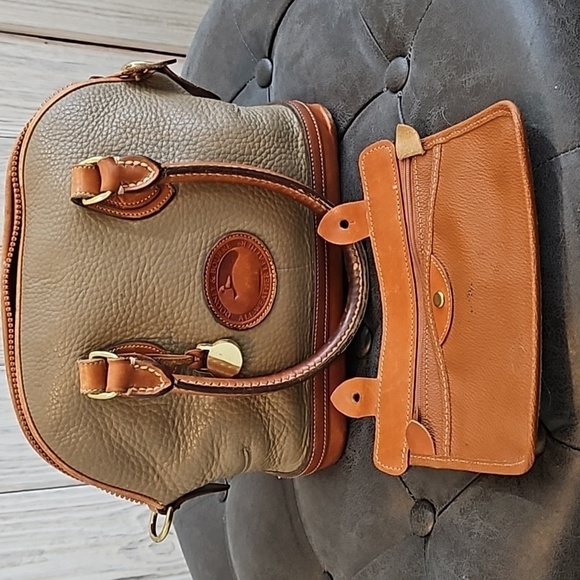 Vintage DOONEY & Bourke (without strap) - Picture 14 of 17